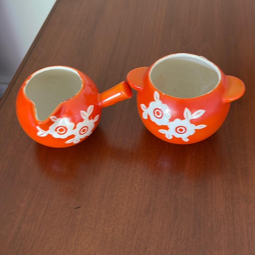 Vintage creamer and sugar bowl set orange and White